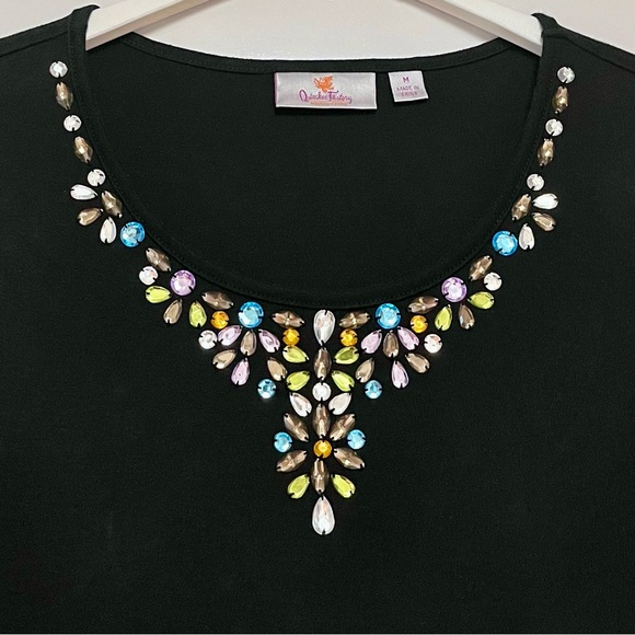 Quacker Factory Jewelled Neck Tunic Top Size Medium Black Knit Sparkly Colorful - Picture 2 of 8